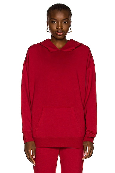 Beyond Yoga Cozy Fleece Go Getter Hoodie Sweatshirt in Red