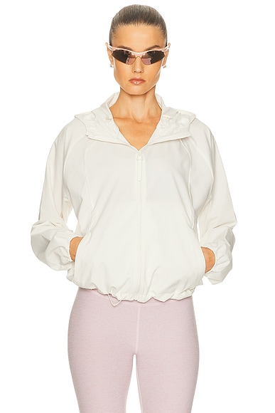 Beyond Yoga Cross Country Packable Jacket in Dove