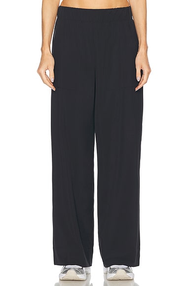 Stretch Woven Wide Leg Pant