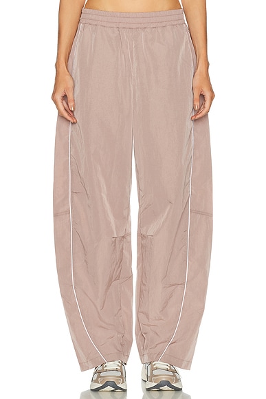 Limitless Barrel Leg Pant