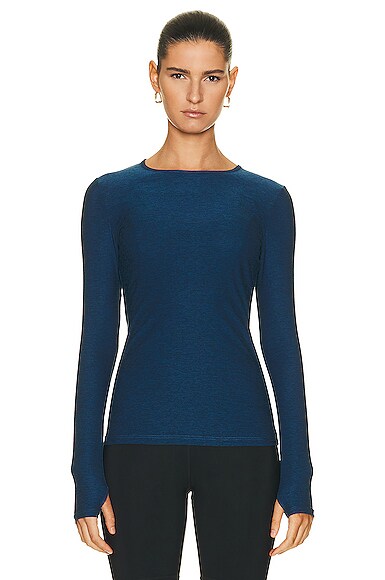 Beyond Yoga Featherweight Classic Crew Pullover Long Sleeve Top in Blue