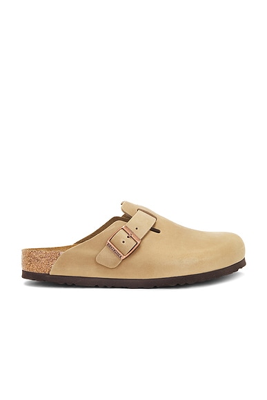 BIRKENSTOCK Boston Clog in Tobacco Brown