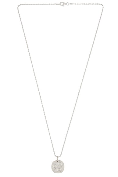 Bleue Burnham Oval Chloroplast Pendant Impression in 925 Silver & Sapphire