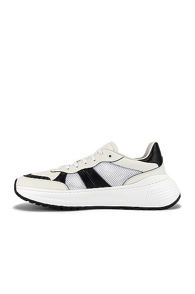 BOTTEGA VENETA LOW TOP SNEAKER,BOTT-MZ8