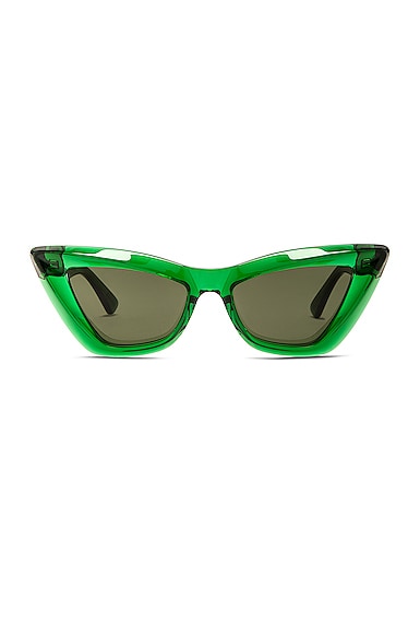 Bottega Veneta Classic Ribbon Cat Eye Sunglasses in Shiny Transparent Btv Green