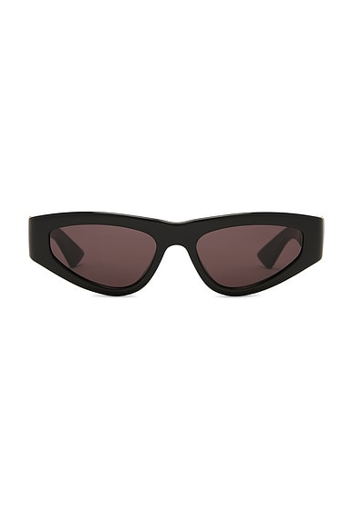 Bottega Veneta Rectangular Sunglasses in Black & Grey
