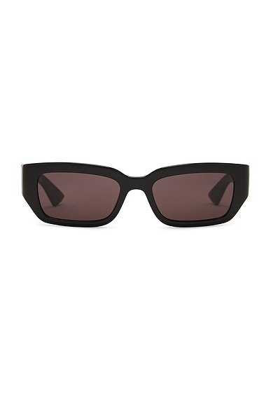 Bottega Veneta Rectangular Sunglasses in Black & Grey