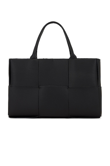 Bottega Veneta Medium Arco Tote Bag in Black