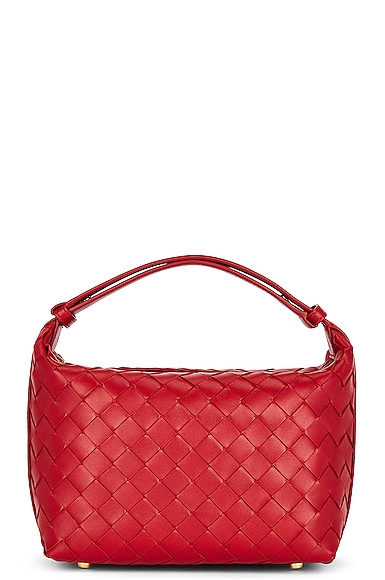 Bottega Veneta Small Washbag Shoulder Bag in Red