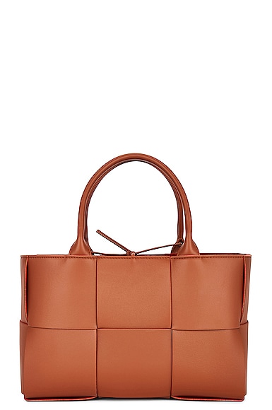 【OVRL】LARGE ARCO BOTTEGA VENETA: Arco bag in smooth leather - Yellow