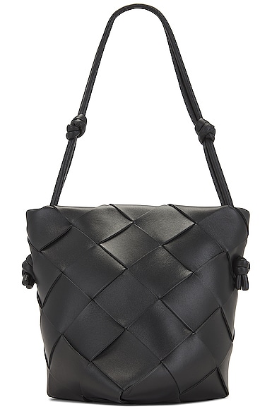 Bottega Veneta Clasp Bucket Bag in Black