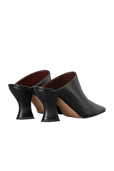 BOTTEGA VENETA LEATHER POINTED TOE MULES,BOTT-WZ18