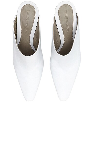BOTTEGA VENETA LEATHER POINTED TOE MULES,BOTT-WZ19
