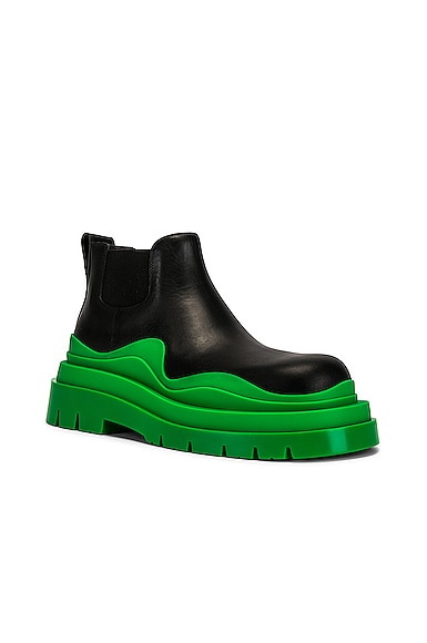 Bottega Veneta Color-blocking Design Chelsea Short Boots In Black & Green