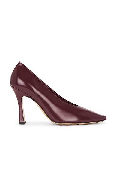 Bottega Veneta Pointed Toe Pump in Barolo