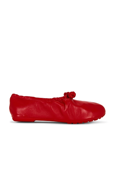 Bottega Veneta Fantasmina Supple Loafer in Cardinal