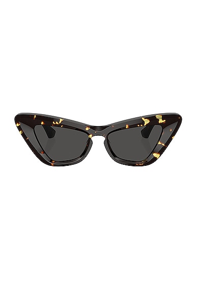 Burberry Cat Eye Sunglasses In Black