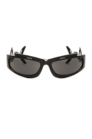 Burberry Wave Sunglasses In Black