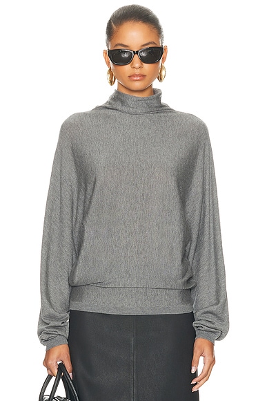 Maggali Sweater