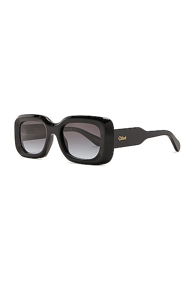 Shop Chloé Gayia Rectangular Sunglasses In Black & Grey