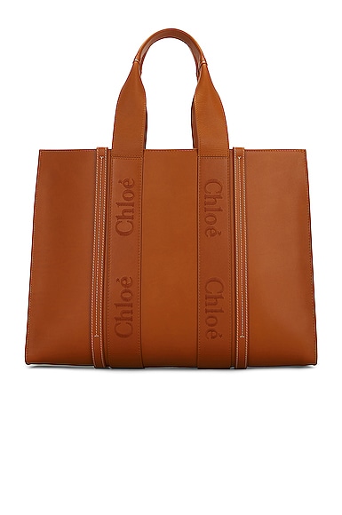 Chloe Large Woody Leather Tote in Tan