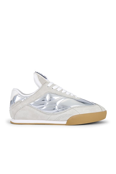 Kick Sneaker