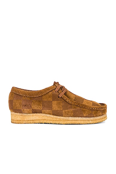 Clarks Wallabee Check Shoe in Cola