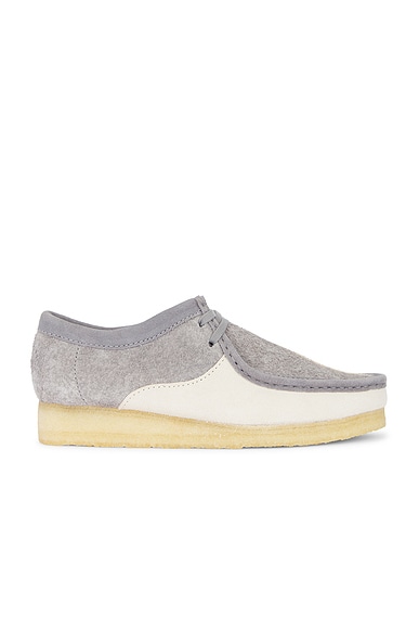 Shop Clarks Wallabee Boot In Grey & Off White