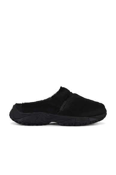 TAKAHIROMIYASHITA The Soloist x OOFOS Clog in Black | FWRD