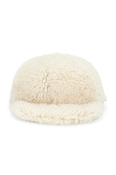 CORDOVA Davos Shearling Hat in Natural