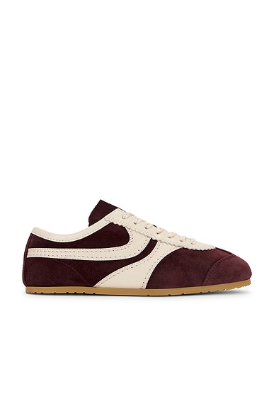 Slim Sneaker