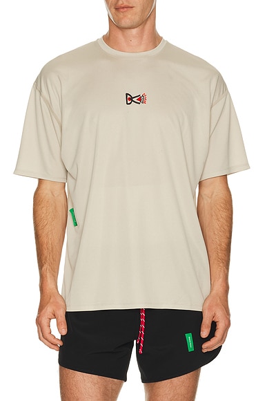 Boxy Training Tee in Beige