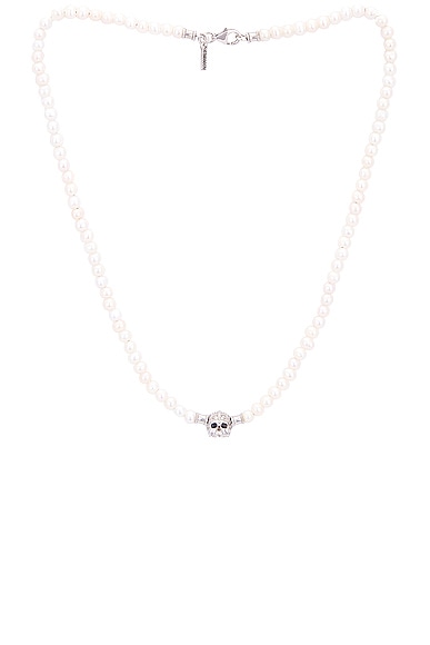 Pearl Necklace With Skull