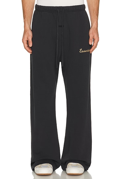 Training Classic Fit Flare Sweatpant