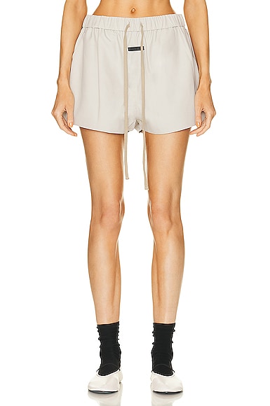 パンツ Fear of god Eternal Shorts Fear of God Eternal Nylon Short in cement | FWRD