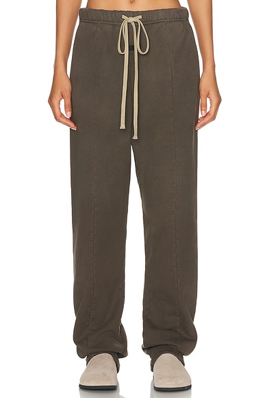 Fear of God Forum Sweatpant in Olive