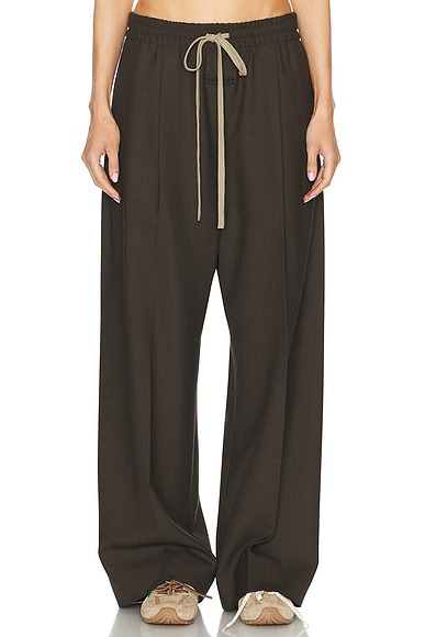 Fear of God Wool Canvas Single Pleat Wide Leg Pant in Mocha