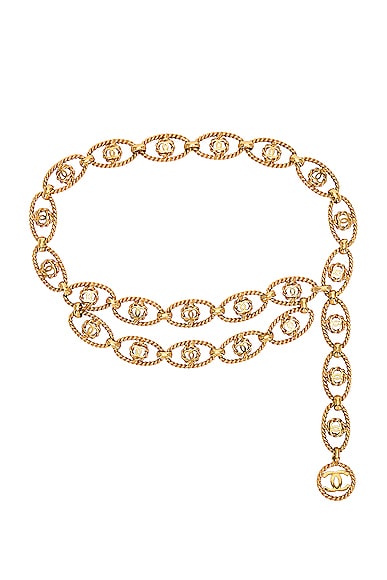 FWRD Renew Chanel Coco Mark Chain Belt in Gold