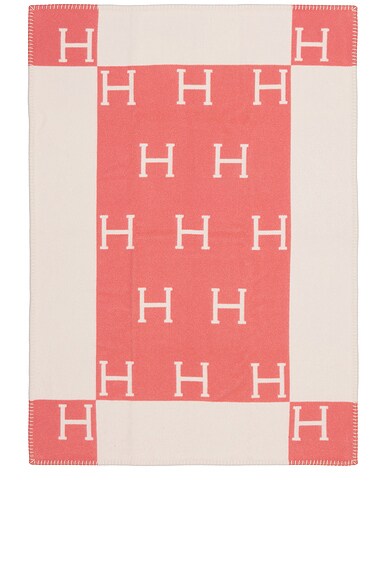 HERMES ブランケット　アヴァロン　ピンク FWRD Renew Hermes Avalon Blanket in Pink | FWRD