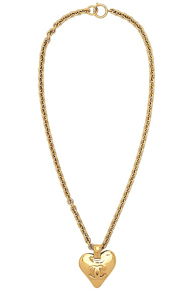 FWRD Renew Chanel Coco Mark Heart Necklace in Gold