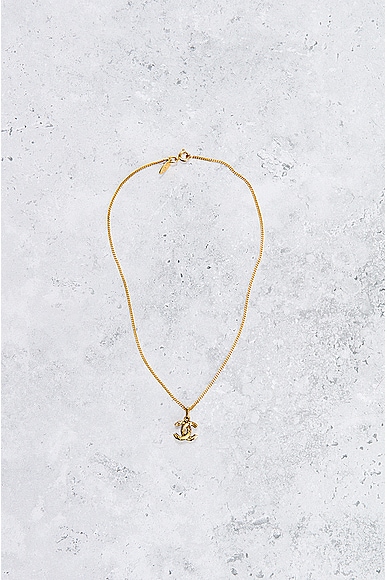 Pre-owned Chanel Coco Mark Necklace In Gold