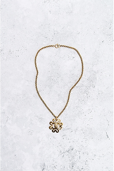 Pre-owned Chanel Coco Mark Clover Necklace In Light Gold