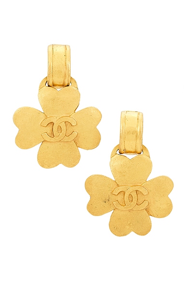 FWRD Renew Chanel Coco Mark Clover Swing Earrings in Gold