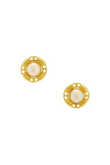 FWRD Renew Chanel Pearl Clip-On Earrings in Gold