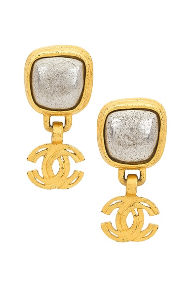 FWRD Renew Chanel 1997 Coco Mark Clip-On Earrings in Gold