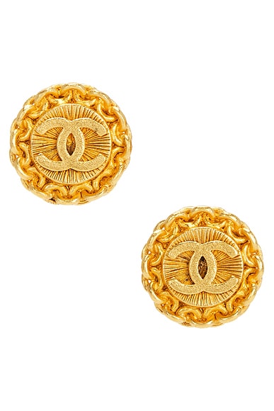 FWRD Renew Chanel Coco Mark Chain Earrings in Gold