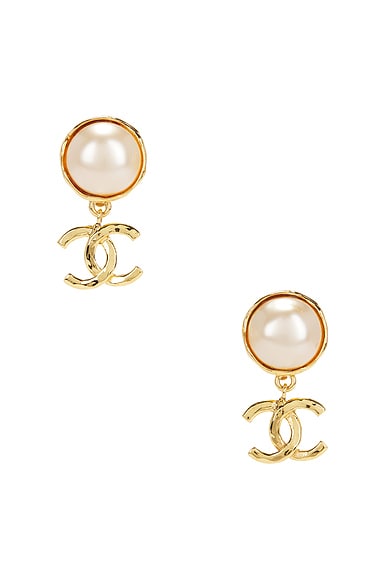 FWRD Renew CHANEL イヤリング - Gold | FWRD