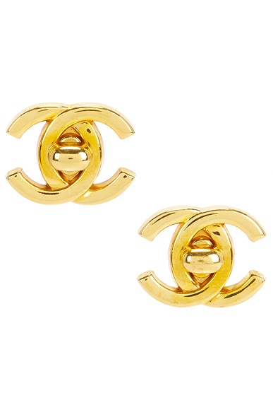 FWRD Renew Chanel 1996 CC Turnlock Clip-On Earrings in Gold