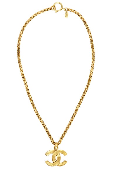 FWRD Renew Chanel 1992 Coco Mark Necklace in Gold