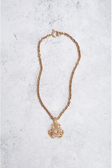 Pre-owned Chanel Triple Coco Pendant Necklace In Gold